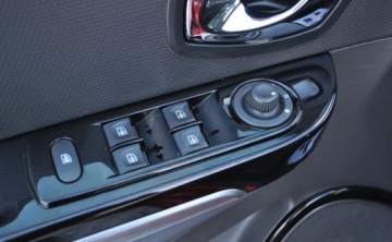 Renault Clio IV Grandtour  1.2 16V 74KM 2014 Renault Clio Benzyna Klimatyzacja Grzane fotele Tempomat 1.1 Benzyna 73KM, zdjęcie 20