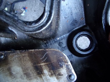 KRYT VENTILU VÍKO VW T4 FACELIFT 96-03 2.5 TDI 074103469F