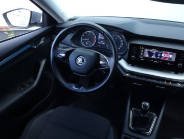 Skoda Octavia IV Liftback 1.5 TSI EVO 150KM 2021 Skoda Octavia 1.5 TSI, Salon Polska, zdjęcie 6