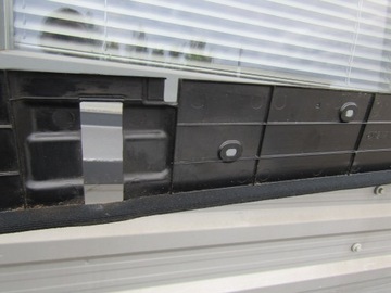 4 MERCEDES W124 COMBI КРЫШКА, НАКЛАДКА КРЫШКИ БАГАЖНИКА, ЧЕРНАЯ