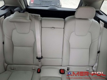 Volvo XC60 II 2023 Volvo XC 60 _PLUS_2.0 L_247 km_2023r_17 948 KM 2.0 Benzyna 247KM, zdjęcie 9