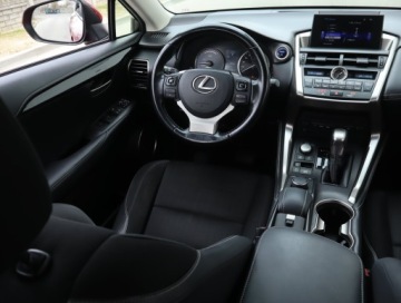 Lexus NX I SUV 300h 197KM 2017 Lexus NX 300h, Salon Polska, Automat, Skóra, zdjęcie 6