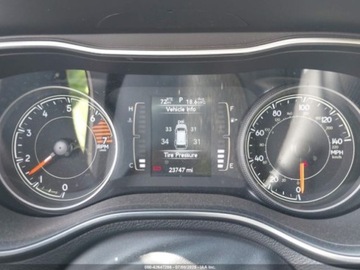 Jeep Cherokee V 2021 Jeep Cherokee Altitude 2021 2.4l 2.4 Benzyna 180KM, zdjęcie 10