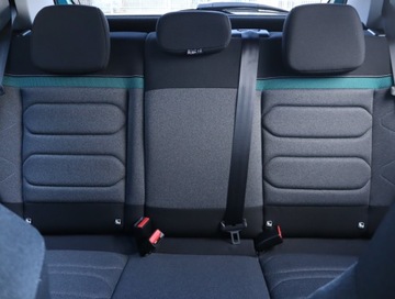 Citroen C3 III Hatchback Facelifting 1.2 PureTech 110KM 2022 Citroen C3 1.2 PureTech, Salon Polska, zdjęcie 9