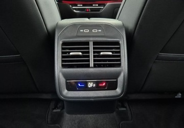 Volkswagen Passat B8 Variant Facelifting 2.0 TDI SCR 150KM 2024 Volkswagen Passat Variant Elegance 2.0TDI 150KM DSG Gwarancja Matrix ACC K, zdjęcie 34