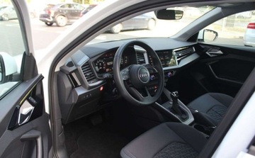 Audi A1 II 1.0 TFSI 110KM 2022 Audi A1 30 TSI 110 KM Advanced Smartphone LED ..., zdjęcie 13