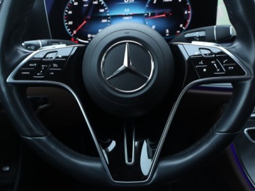 Mercedes Klasa E W213 Kombi Facelifting 2.0 E220d 194KM 2021 Mercedes E E 220 d, Salon Polska, 1. Właściciel, zdjęcie 19