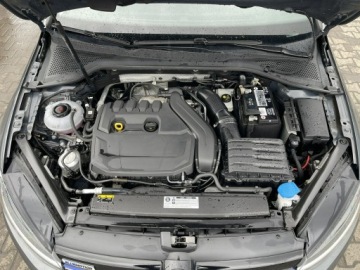 Volkswagen Golf VII Variant Facelifting 1.5 TSI BMT 130KM 2020 Volkswagen Golf Podgrz Klimatronik Czujniki park., zdjęcie 12