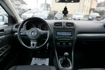 Volkswagen Golf VI Variant 1.6 TDI-CR DPF BlueMotion 105KM 2011 Volkswagen Golf Variant 1.6 TDi 105KM, zdjęcie 13