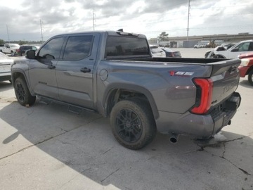 Toyota Tundra II 2023 Toyota Tundra Toyota Tundra SR5 CrewMax, od ubezpieczalni 3.5 Benzyna 389KM, zdjęcie 3