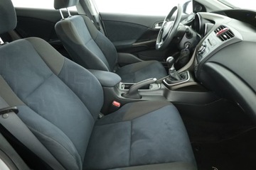 Honda Civic IX Hatchback 5d 2.2 i-DTEC 150KM 2012 Honda Civic 2.2 i-DTEC, Klima, Klimatronic, zdjęcie 6