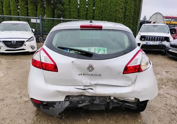 Renault Megane III Hatchback 1.5 dCi FAP 90KM 2011 Renault Megane 2011r, 1.5DCI VAN, Lekko uszkodzony tyl. Jezdzi. 1.5 90KM, zdjęcie 17