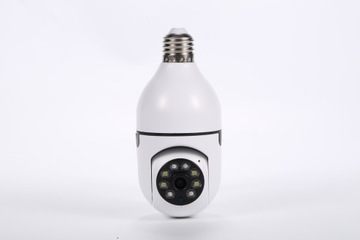 ВРАЩАЮЩАЯСЯ КАМЕРА, СКРЫТАЯ В ЛАМПОЧКЕ NIGHT LIVE WIFI