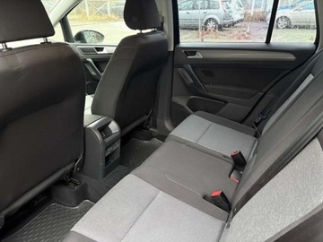 Volkswagen Golf Sportsvan Sportsvan 1.2 TSI BlueMotion Technology 110KM 2015 Volkswagen Golf Sportsvan 1.2 TSI 110KM Trendline Czujniki Klimatyzacja, zdjęcie 23