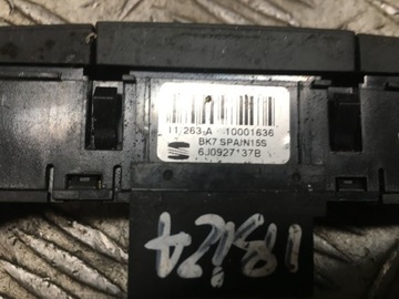 IBIZA IV PANEL PŘEPÍNAČŮ 6J0927137B