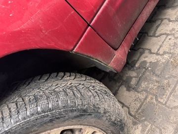 BLATNÍK LEVÝ PŘEDNÍ SUBARU FORESTER II