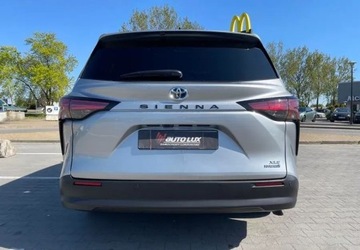 Toyota Sienna III 2021 Toyota Sienna XLE Hybrid 8 osobowa Stan Perfek..., zdjęcie 17