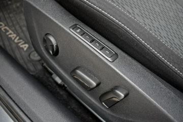 Skoda Octavia IV Liftback 1.5 TSI EVO 150KM 2023 Škoda Octavia Skoda Octavia Bezwypadkowy / Salon, zdjęcie 9