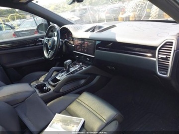 Porsche Cayenne III 2021 Porsche Cayenne Coupe 2021 3.0l 3.0 Benzyna 335KM, zdjęcie 8