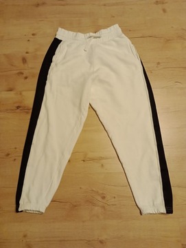 spodnie dresowe dresy S krótkie białe