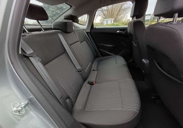 Opel Astra J Sedan 1.6 Twinport ECOTEC 115KM 2014 Opel Astra 257 1.6 Active 115 KM Salon Polska 1.6 Benzyna 115KM, zdjęcie 22