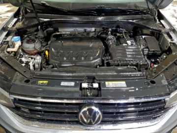 Volkswagen Tiguan II 2023 Volkswagen Tiguan Se R-Line Black 2023 2.0 Benzyna 184KM, zdjęcie 6