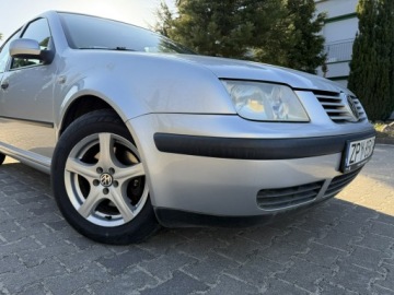 Volkswagen Bora Sedan 1.6 16V 105KM 2003 Volkswagen Bora Manual | Krajowy| Po rozrządzie |, zdjęcie 13