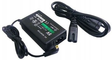 Сетевое зарядное устройство для всех моделей консолей PSP.