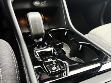 Volvo XC40 Crossover Facelifting 2.0 B4 197KM 2025 Volvo XC 40 B4 B Plus Black Edition | Harman Kardo, zdjęcie 20