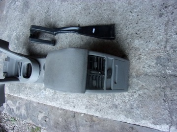 LOKETNÍ OPĚRKA TUNEL CENTRÁLNÍ VW TOURAN 1T0 03-08 EVROPA
