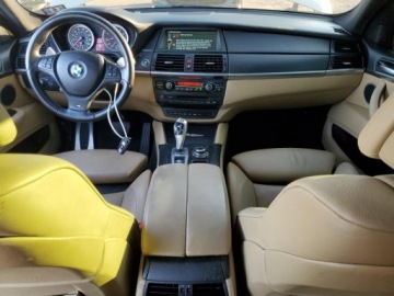 BMW Seria 6 F06-F12-F13 2014 BMW X6M 2014 BMW X6 M 4.4 Benzyna 555KM, zdjęcie 7