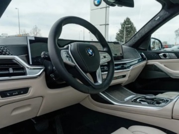 BMW X7 2026 BMW X7 xDrive40d Suv 3.0 (352KM) 2026, zdjęcie 9