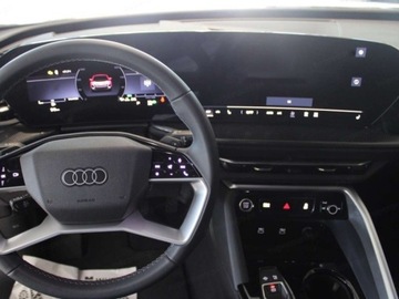 Audi 2025 AUDI Q5 TFSI Sportback S line 2.0 204KM, zdjęcie 5