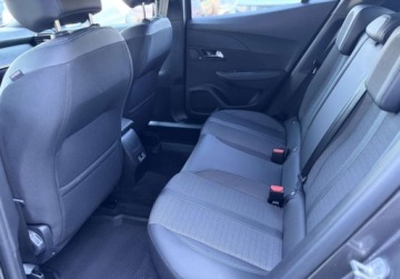 Peugeot 2008 II SUV 1.2 PureTech 130KM 2023 Peugeot 2008 II (2019-) 1.2 Benzyna 130KM, zdjęcie 13