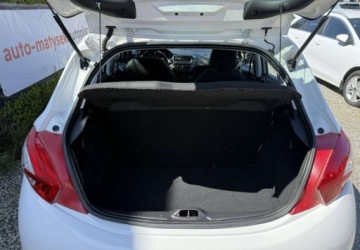 Peugeot 208 I Van 1.4 HDI 68KM 2013 Peugeot 208 1,4 HDi 68KM Klimatyzacja Opony latozima 1.4 Diesel 68KM, zdjęcie 22