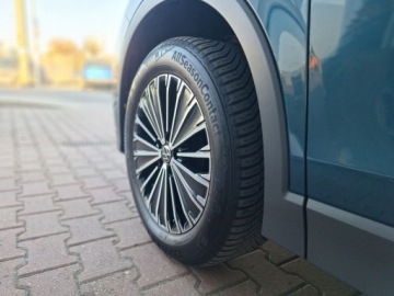 Volkswagen Tiguan II SUV Facelifting 2.0 TDI 150KM 2024 Volkswagen Tiguan Volkswagen Tiguan Life 2.0TDI 150KM DSG Hak Kamera360 18, zdjęcie 10