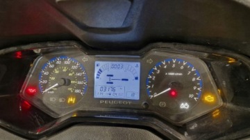 КРЫШКА ПРИБОРНОЙ ПАНЕЛИ КАБИНЫ METROPOLIS RS 400 1778189200 2013-2018