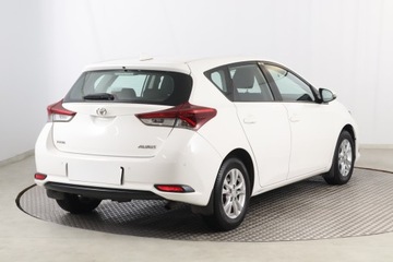 Toyota Auris II Hatchback 5d Facelifting 1.33 Dual VVT-i 99KM 2016 Toyota Auris 1.3 Dual VVT-i, Salon Polska, zdjęcie 4