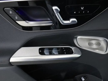 Mercedes GLC C254/X254 Coupe 2.0 300 258KM 2025 GLC Coupe 300 4-Matic AMG Line 2.0 (258KM) 2025, zdjęcie 11