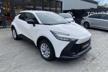 Toyota C-HR II SUV 1.8 Hybrid 140KM 2025 Toyota C-HR 1.8 HEV 140KM Duzy rabat Od reki Wersja Comfort 1.8 140KM, zdjęcie 15