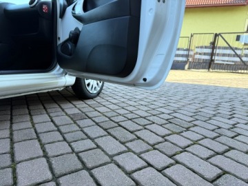 Citroen C1 I Hatchback 5d Facelifting 2012 1.0 i 68KM 2013 Citroen C1 TYLKO 84tyśkm! 1WŁAŚCICIEL 1.0b ORYGINAŁ LAKIER 2013r LED KLIMA, zdjęcie 18