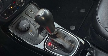 Jeep Compass 2019 Jeep Compass ZAREJESTROWANY 2.0 diesel 44 skora 2019r pelna opcja. 2.0, zdjęcie 17