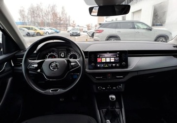 Skoda Scala Hatchback 1.0 TSI 110KM 2021 Skoda Scala Ambition 1.0 TSI 110 KM Czujniki Clima Benzyna 110KM, zdjęcie 8