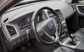 Volvo XC60 I SUV Facelifting 2.0 D3 DRIVE-E 150KM 2016 Volvo XC 60 2016R Stan bardzo dobry , wymieniony rozrzad , pelna dokumenta, zdjęcie 6