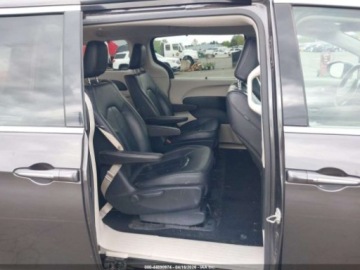 Chrysler Pacifica II 2018 Chrysler Pacifica 2018 CHRYSLER PACIFICA HYBRID TOURING L 3.6 260KM, zdjęcie 8