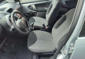 Toyota Aygo I Hatchback 5d Facelifting 1.0 VVT-i 68KM 2012 Toyota Aygo Toyota Aygo I Klima ,serwis Benzyna 68KM, zdjęcie 9