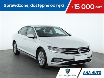 Volkswagen Passat B8 Limousine Facelifting 2.0 TDI SCR 150KM 2019 VW Passat 2.0 TDI, Salon Polska, 1. Właściciel