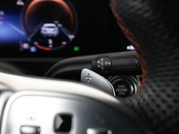 Mercedes CLA C118/X118 Shooting Brake Facelifting 1.3 200 163KM 2023 Mercedes CLA 200 automat full LED skóra/alcantara, zdjęcie 33