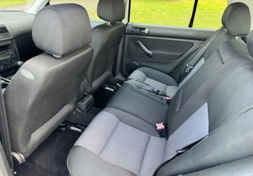 Volkswagen Golf IV Hatchback 1.4 16V 75KM 2002 Volkswagen Golf Special, klimatyzacja, oryginalny lakier, zadbany 1.4 75KM, zdjęcie 12