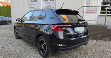 Skoda Fabia IV 2023 Skoda Fabia 1,0 benzyna 65 KM klima Full LED zarejestrowany 7 tys km 65KM, zdjęcie 4